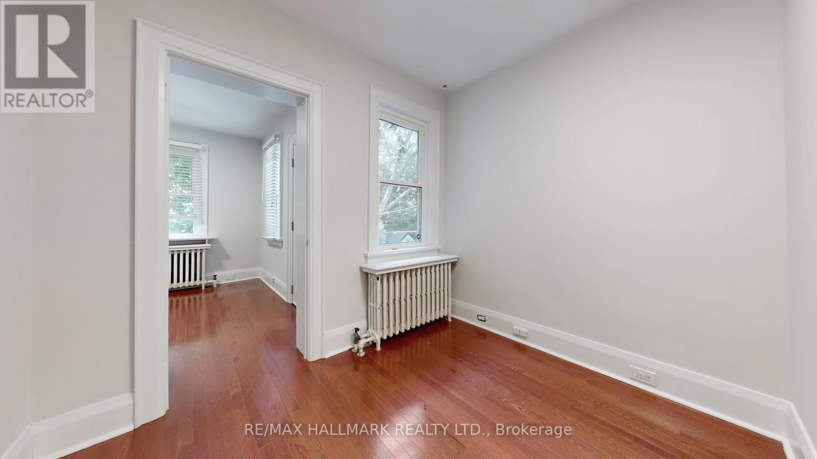 Photo 29 of 139 Hillhurst Boulevard, Toronto ON