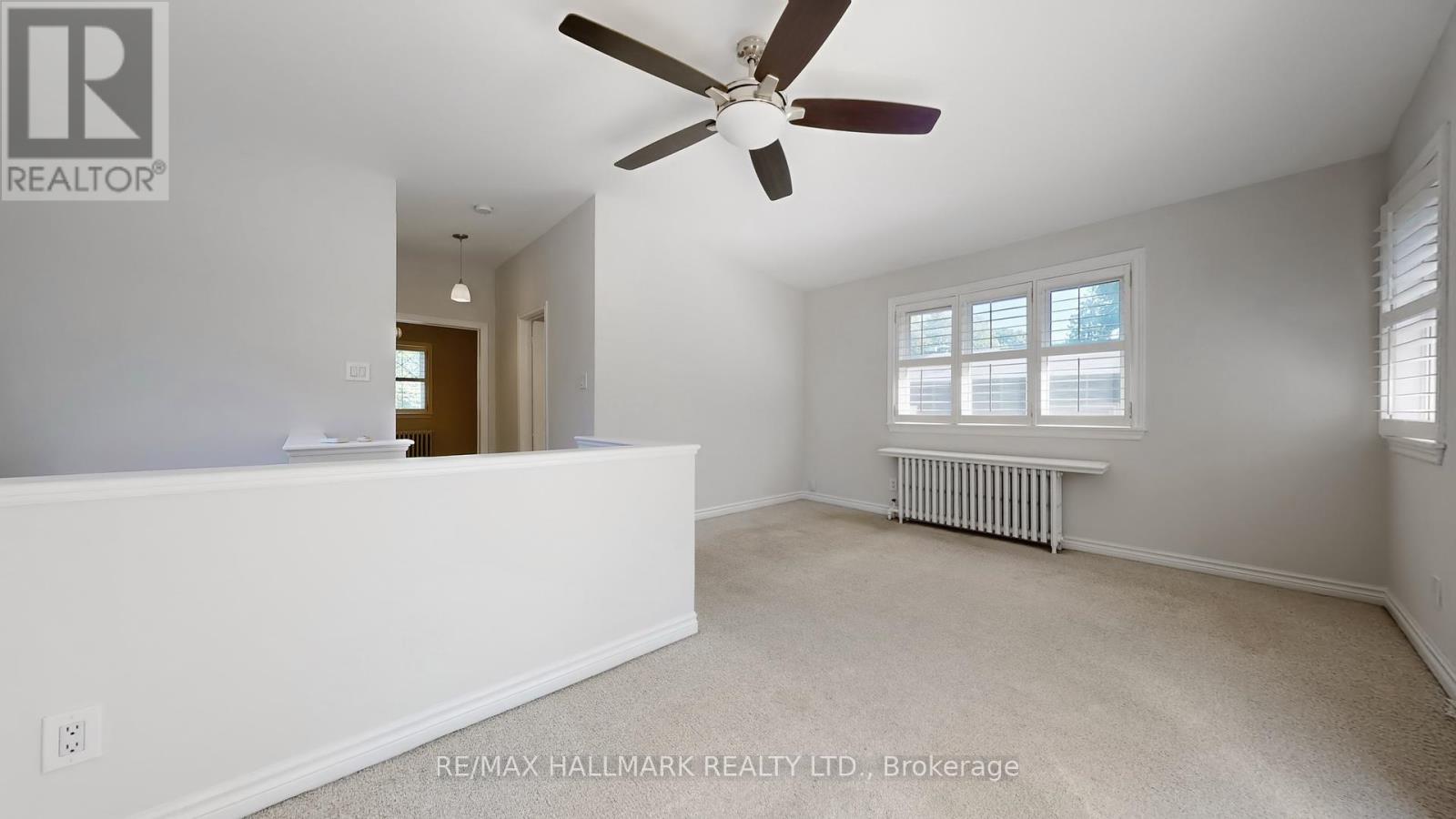 Photo 24 of 139 Hillhurst Boulevard, Toronto ON