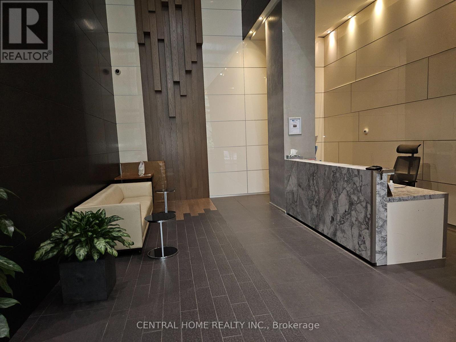 Photo 4 of 2603 15 Grenville Street, Toronto ON