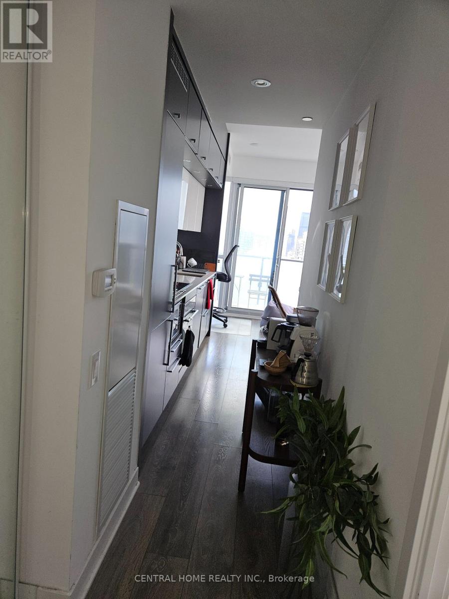 Photo 11 of 2603 15 Grenville Street, Toronto ON
