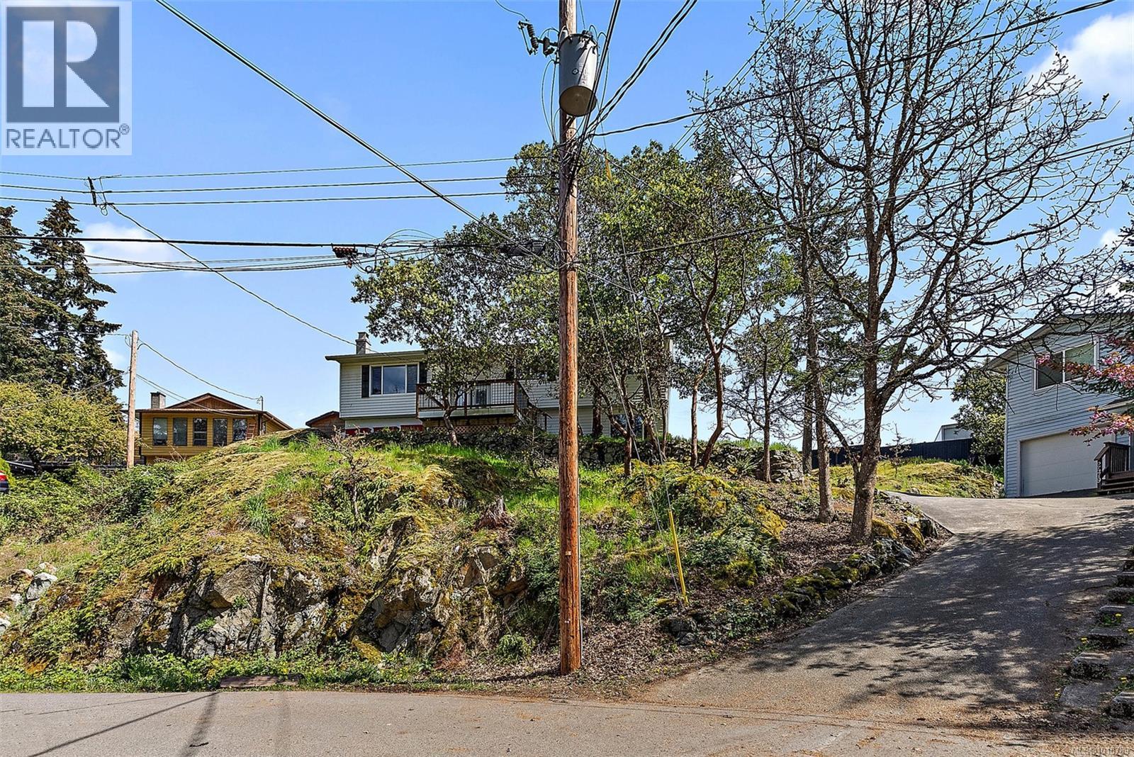 Photo 11 of 2475 Skedans Rd, Langford BC