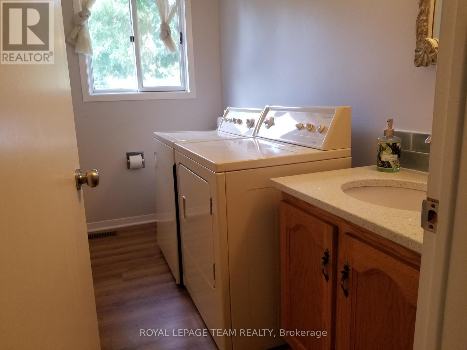Photo 9 of 7595 Snake Island Road, Ottawa ON