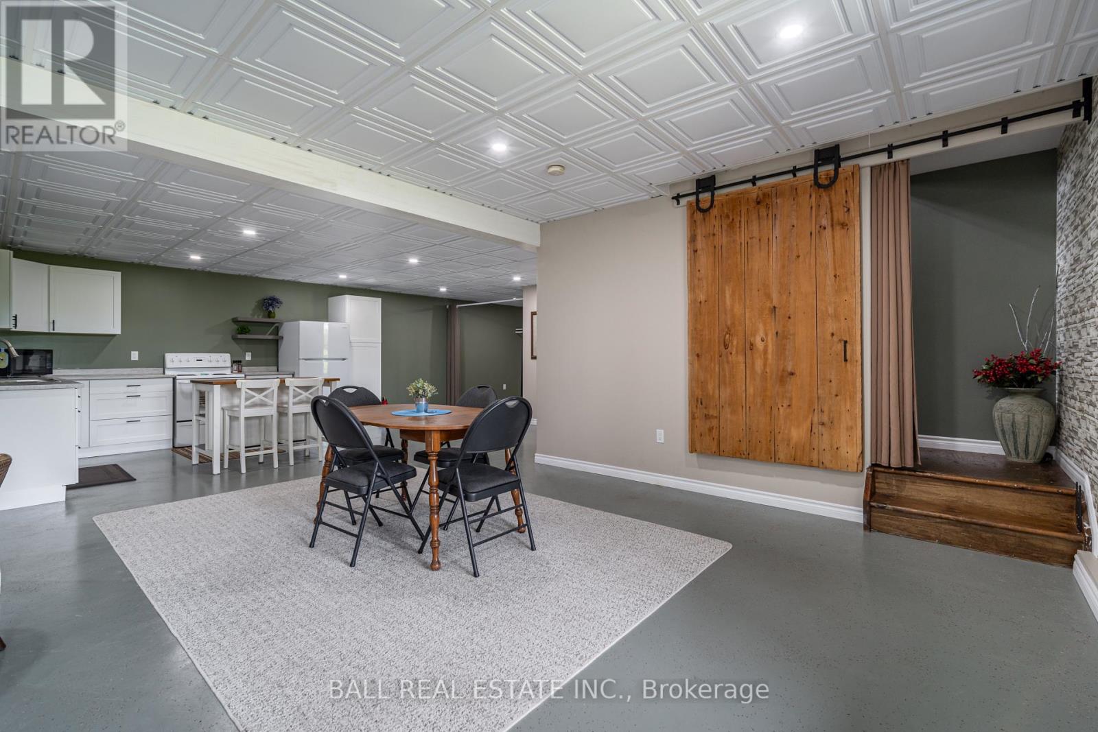 Photo 11 of 2120 Deer Bay Road, Selwyn ON