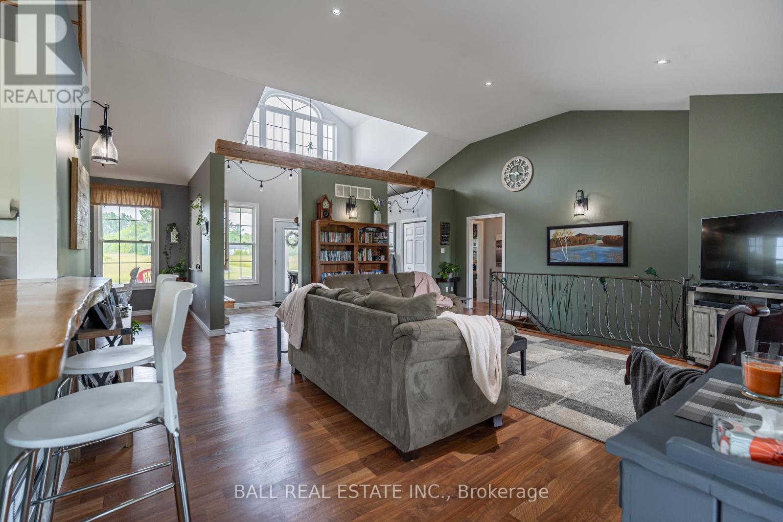 Photo 22 of 2120 Deer Bay Road, Selwyn ON