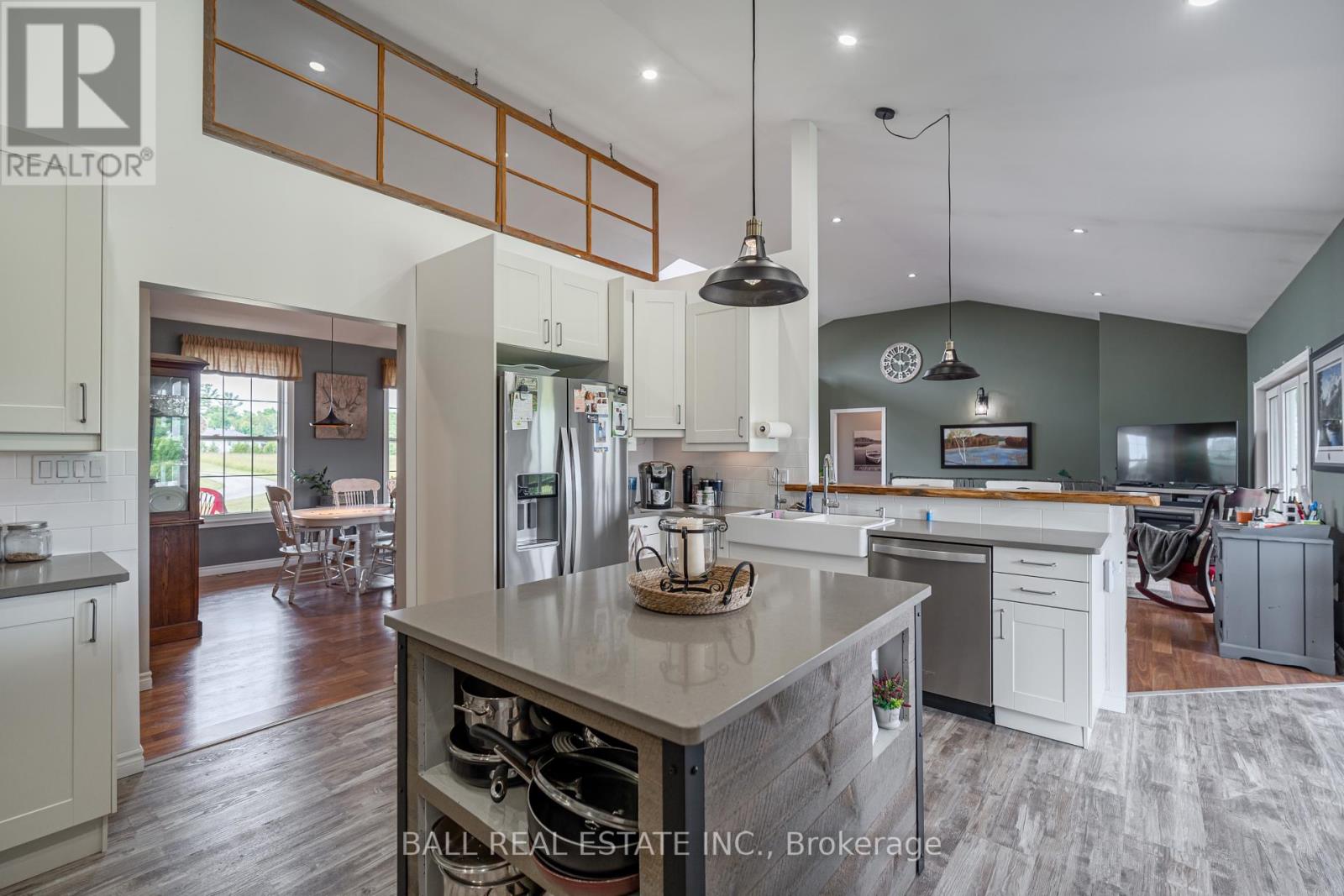 Photo 6 of 2120 Deer Bay Road, Selwyn ON
