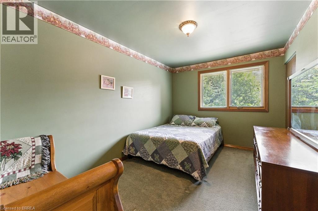 Photo 17 of 7 Palm Crescent, Brantford ON