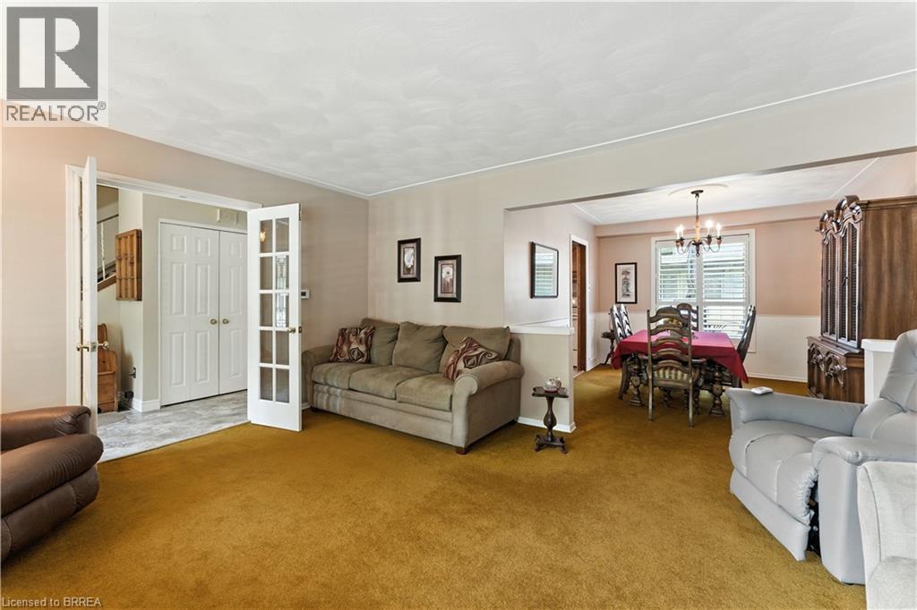 Photo 7 of 7 Palm Crescent, Brantford ON