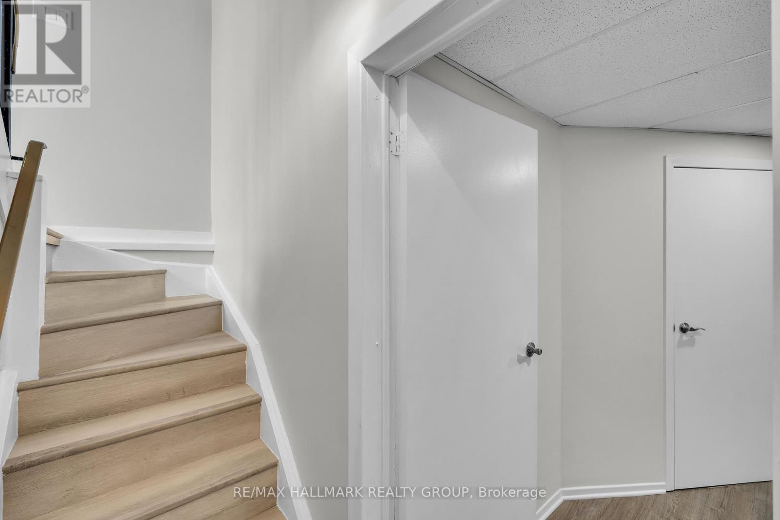Photo 2 of C 19 Banner Road, Ottawa ON