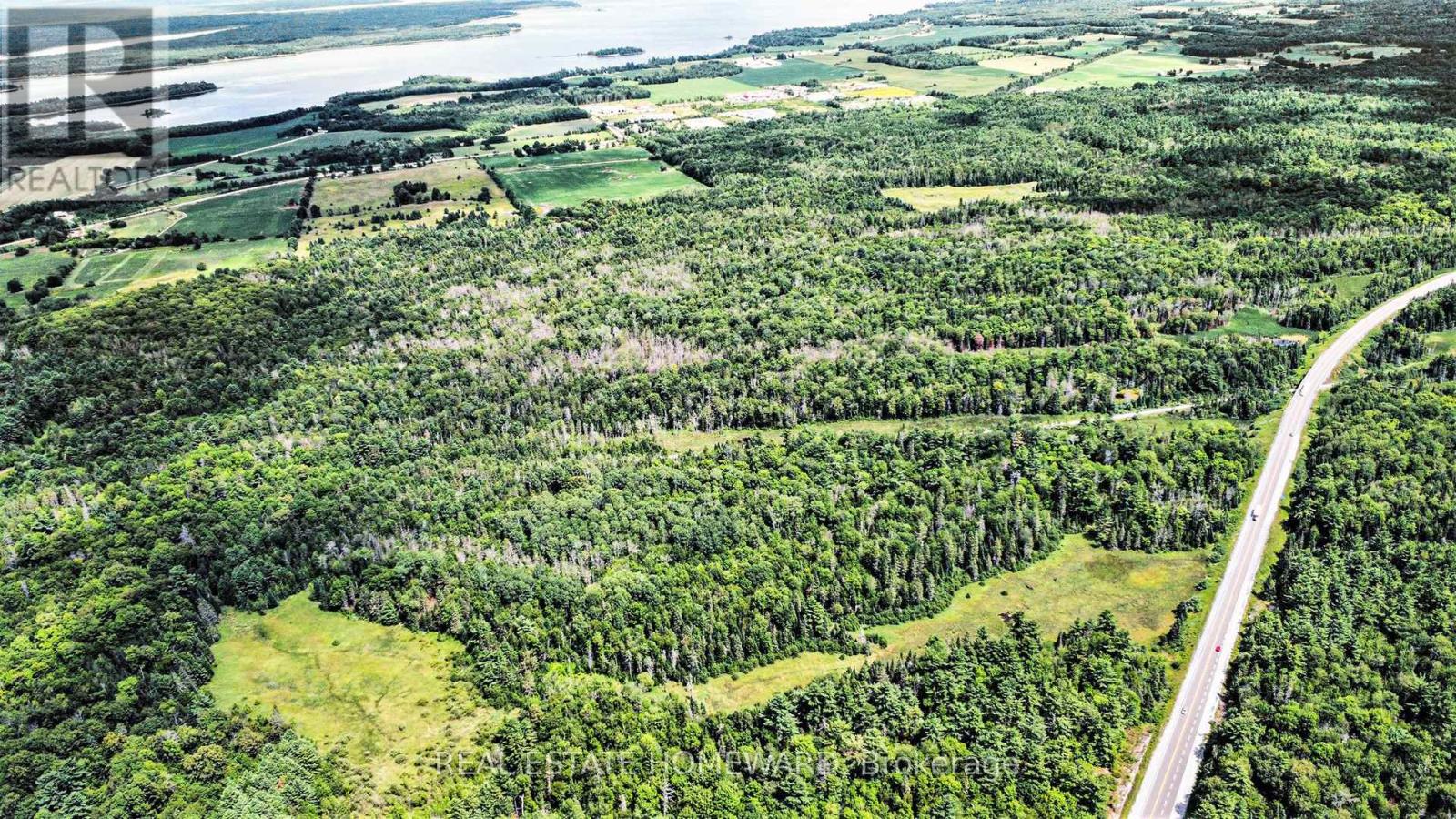 Photo 3 of 571430030 476606204000120 Road, Laurentian Valley ON