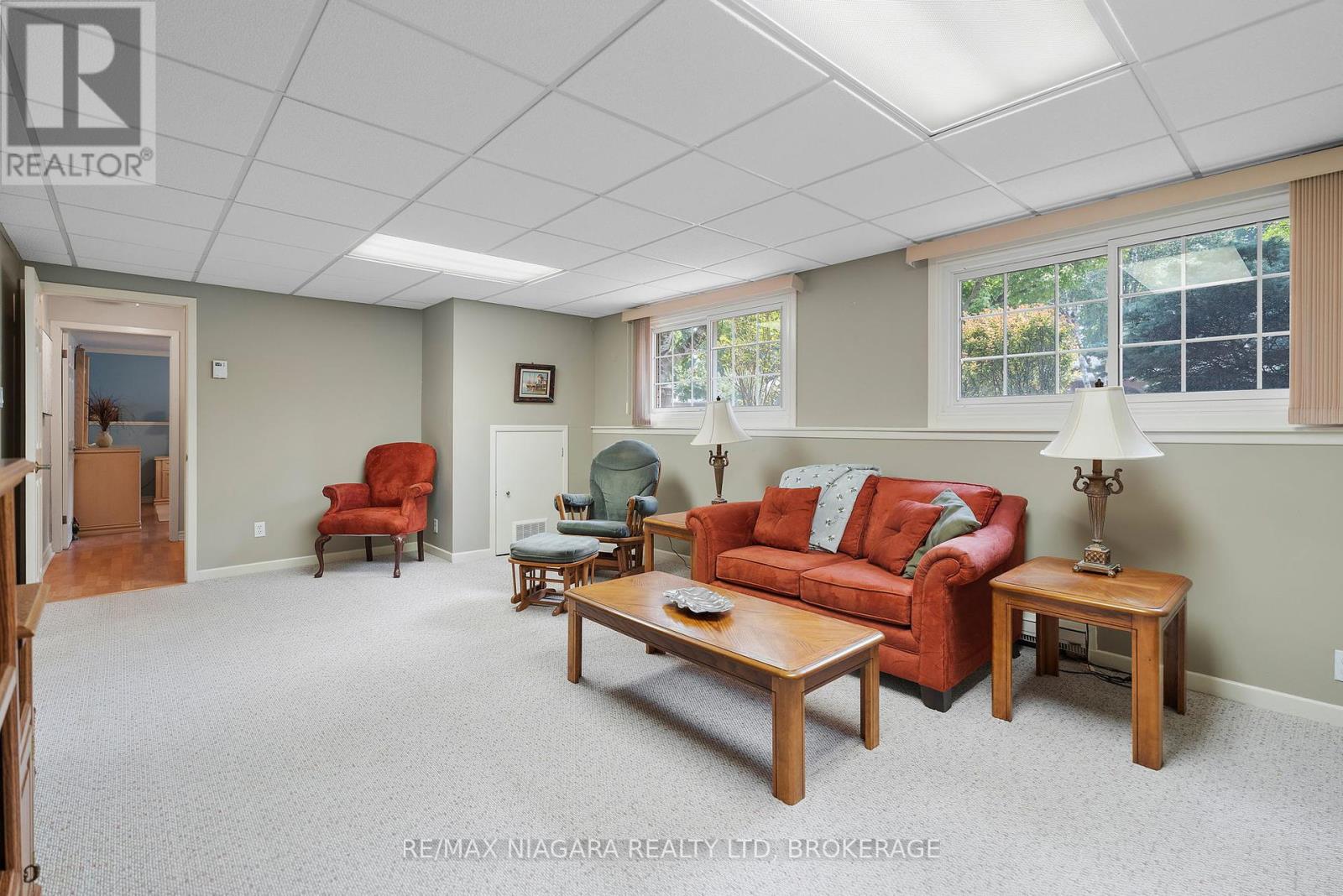 Photo 24 of 6841 Dellpark Drive, Niagara Falls ON