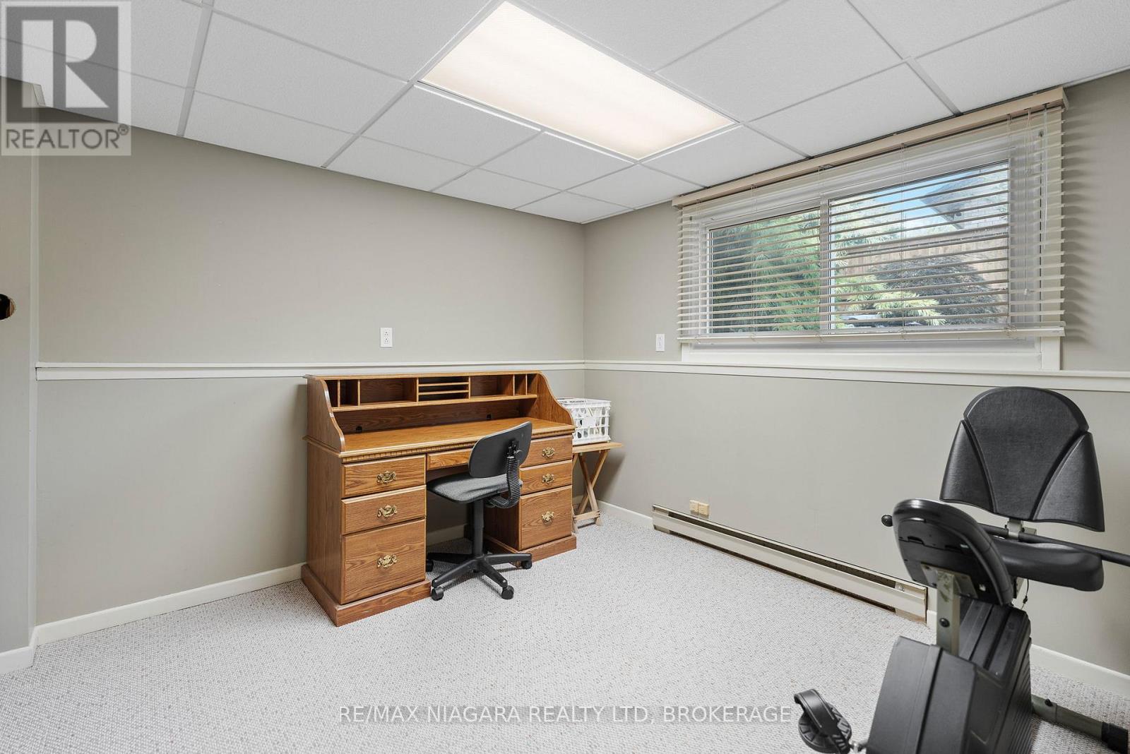 Photo 25 of 6841 Dellpark Drive, Niagara Falls ON