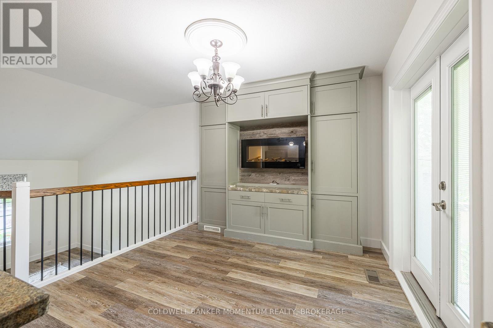 Photo 16 of 348 Cambridge Road W, Fort Erie ON