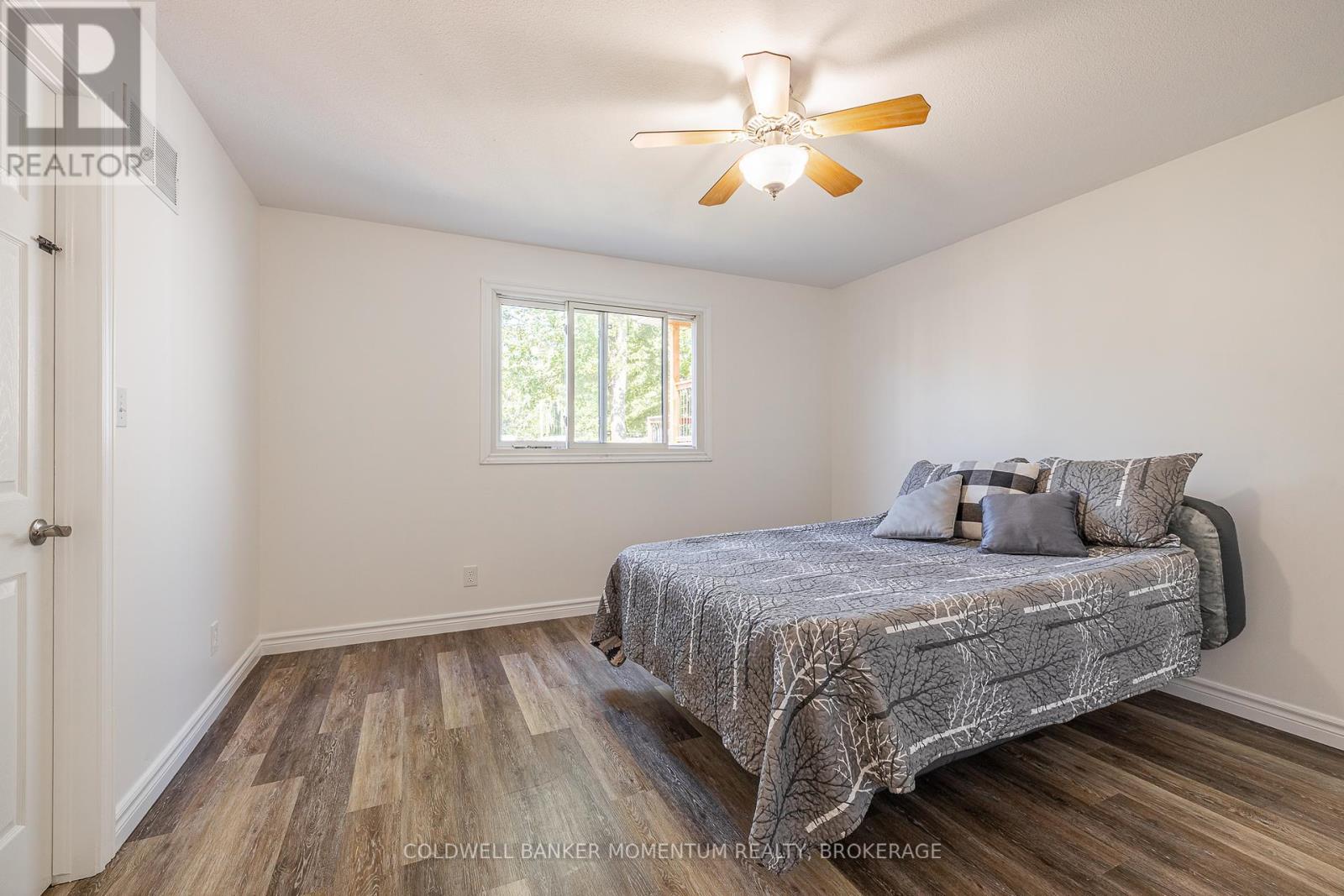 Photo 18 of 348 Cambridge Road W, Fort Erie ON