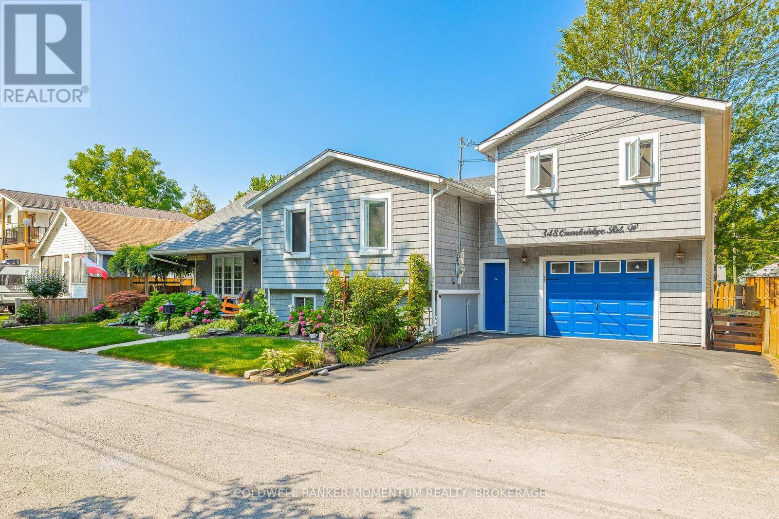 Photo 2 of 348 Cambridge Road W, Fort Erie ON