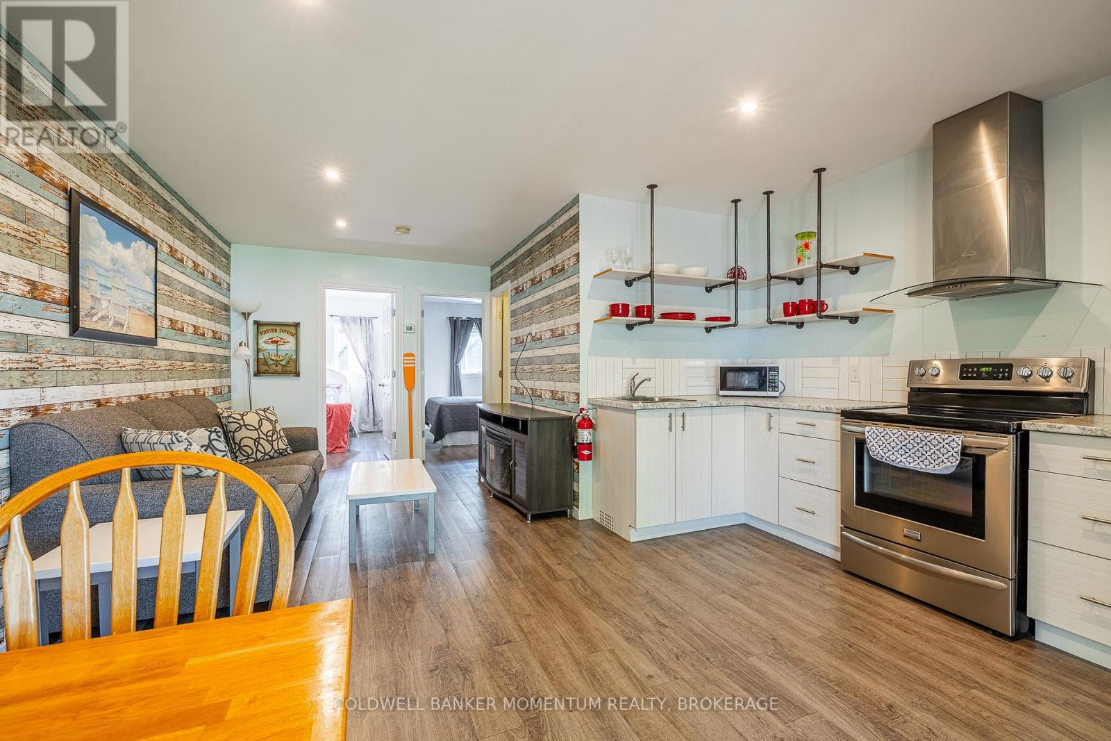 Photo 28 of 348 Cambridge Road W, Fort Erie ON
