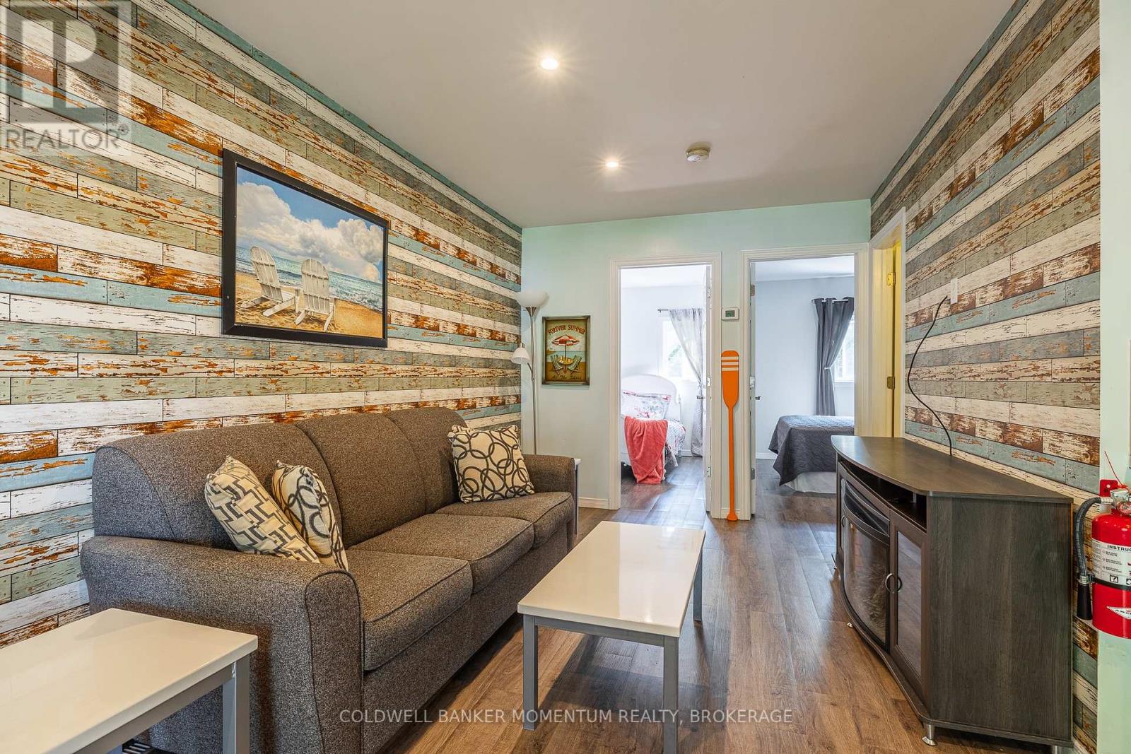 Photo 31 of 348 Cambridge Road W, Fort Erie ON