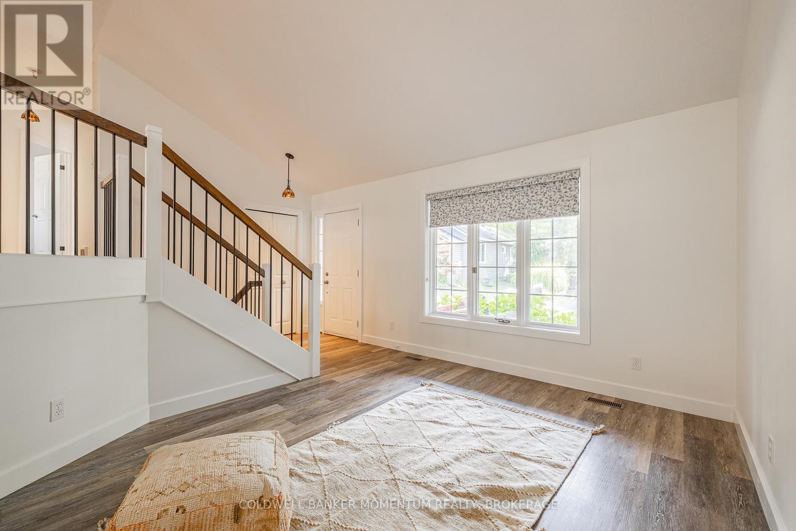 Photo 9 of 348 Cambridge Road W, Fort Erie ON