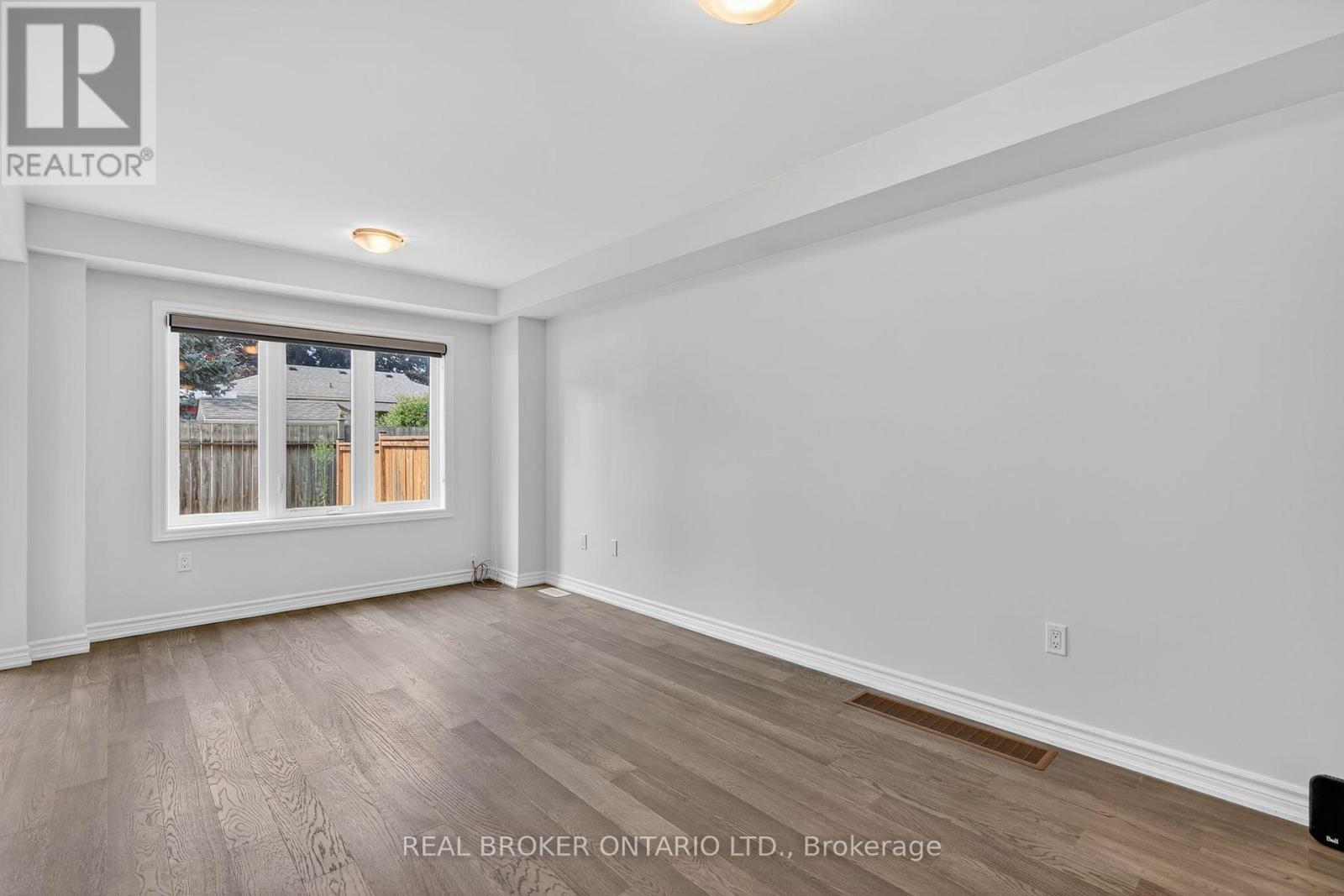 Photo 12 of 3 31 Townline, Orangeville ON