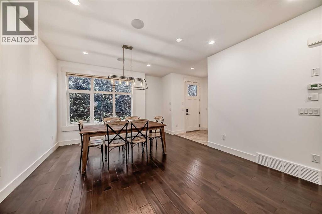 Single Family House for Sale in   Avenue NW Tuxedo Park Calgary 