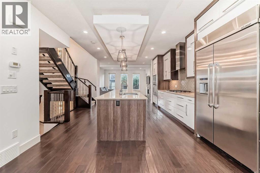 Single Family House for Sale in   Avenue NW Tuxedo Park Calgary 