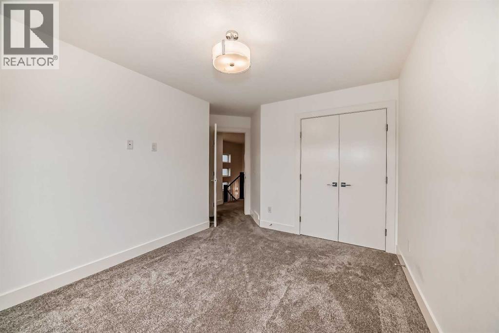 Single Family House for Sale in   Avenue NW Tuxedo Park Calgary 