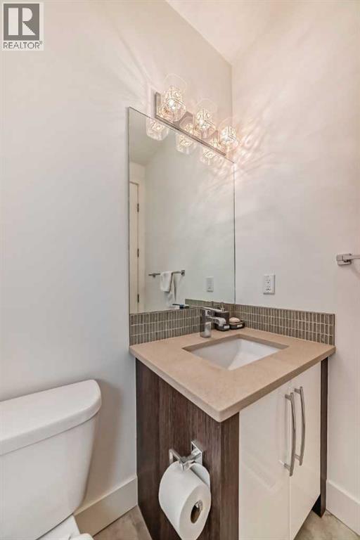 Single Family House for Sale in   Avenue NW Tuxedo Park Calgary 
