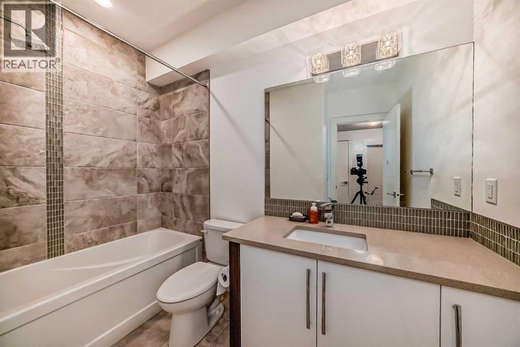 Single Family House for Sale in   Avenue NW Tuxedo Park Calgary 