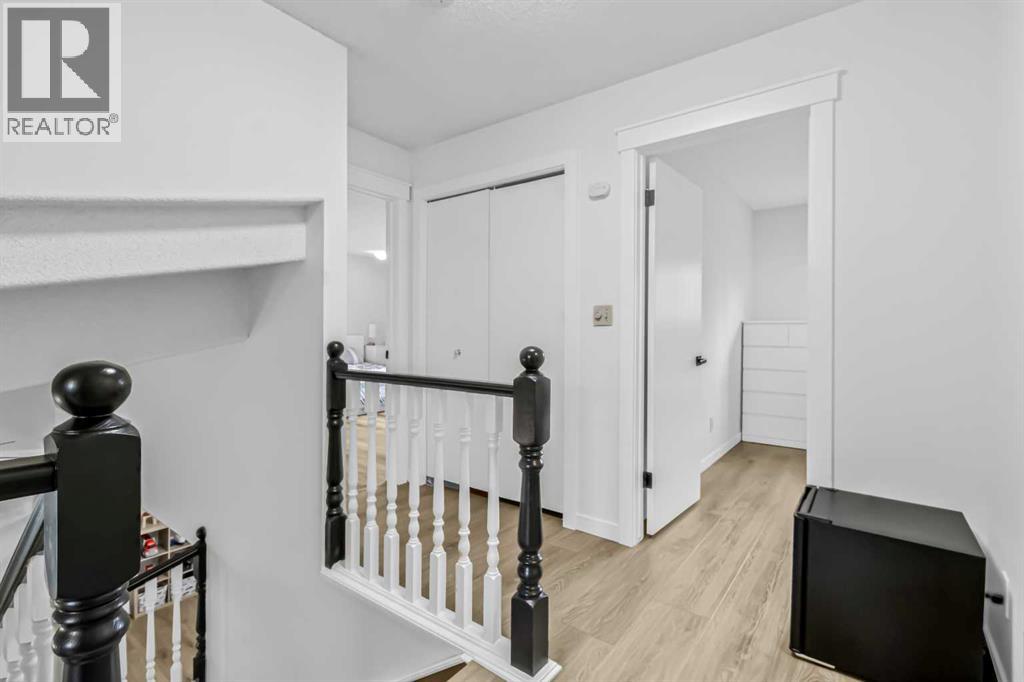 Photo 27 of 46 Sun Harbour Road Se, Calgary AB