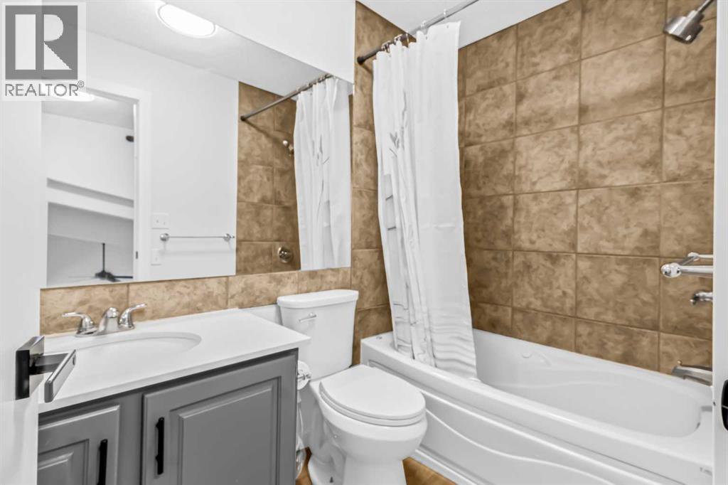 Photo 1 of 46 Sun Harbour Road Se, Calgary AB