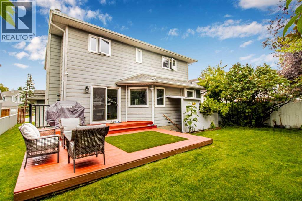 Photo 30 of 46 Sun Harbour Road Se, Calgary AB