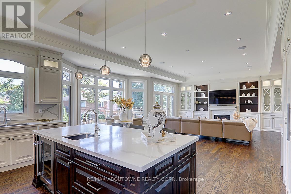 Photo 19 of 69 Heathview Avenue, Toronto ON