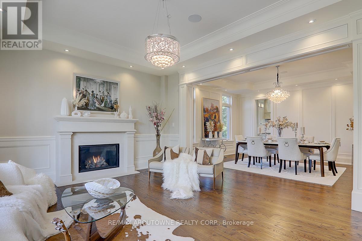 Photo 6 of 69 Heathview Avenue, Toronto ON