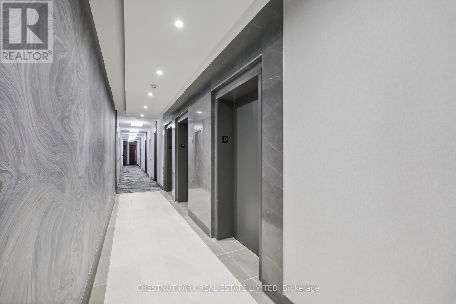 Photo 15 of 1014 85 Bloor Street E, Toronto ON