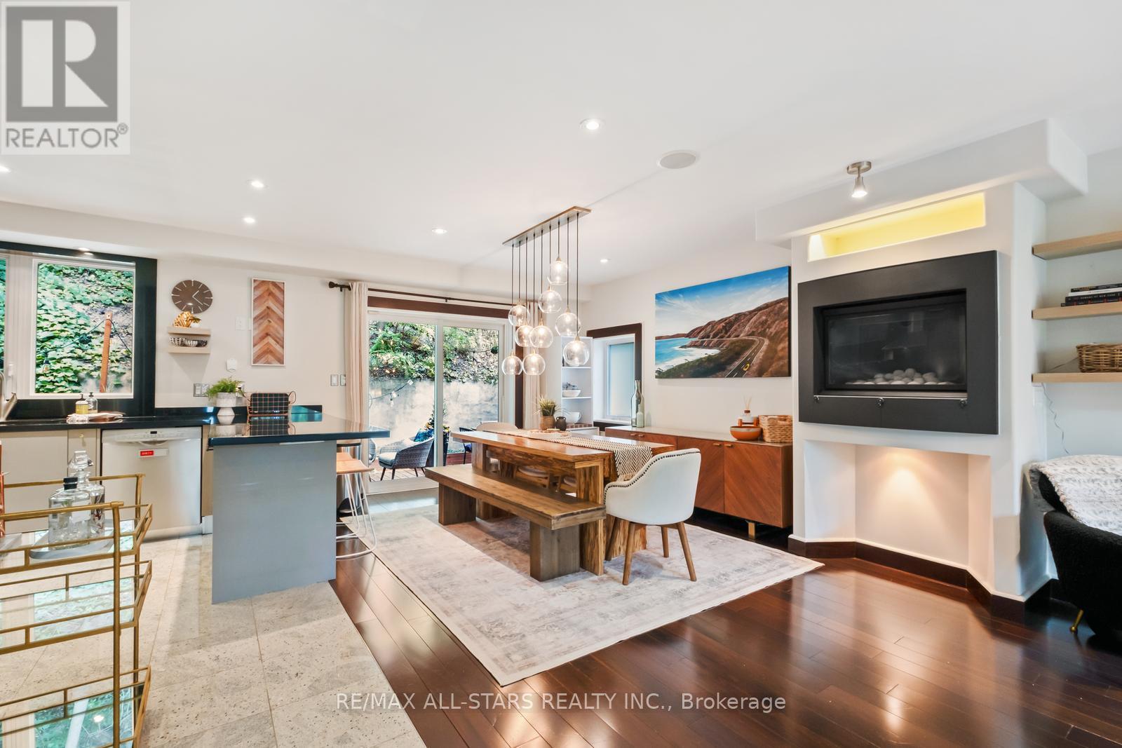 Photo 14 of 12 Glen Davis Crescent, Toronto ON