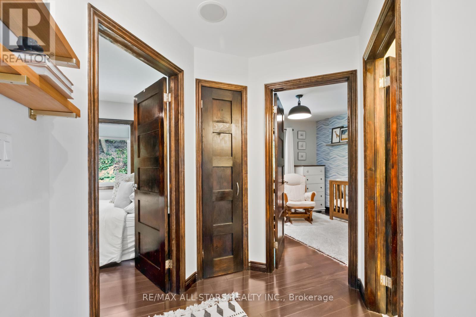 Photo 30 of 12 Glen Davis Crescent, Toronto ON
