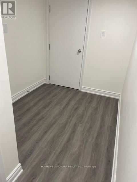 Photo 14 of Basement 162 Doubtfire Crescent, Markham ON