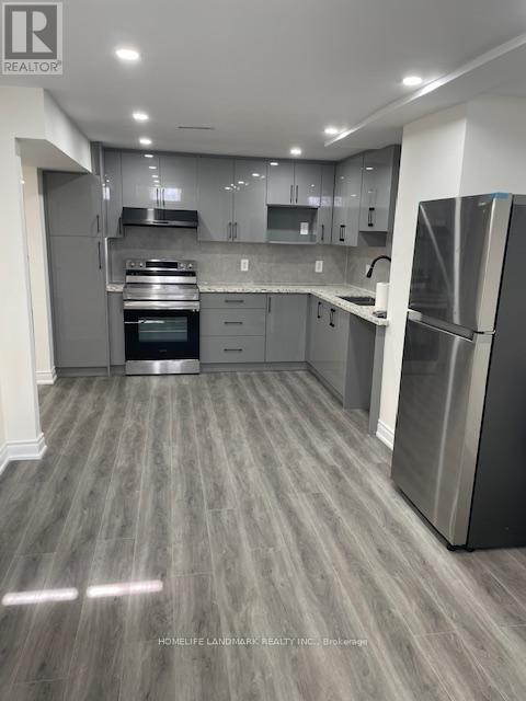 Photo 15 of Basement 162 Doubtfire Crescent, Markham ON