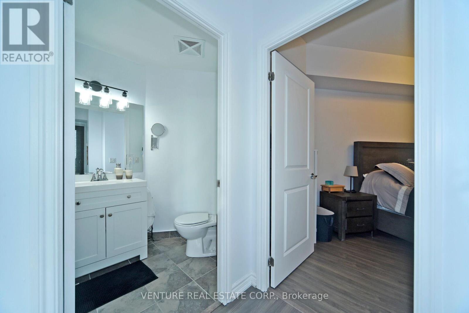 Photo 10 of 707 7730 Kipling Avenue, Vaughan ON