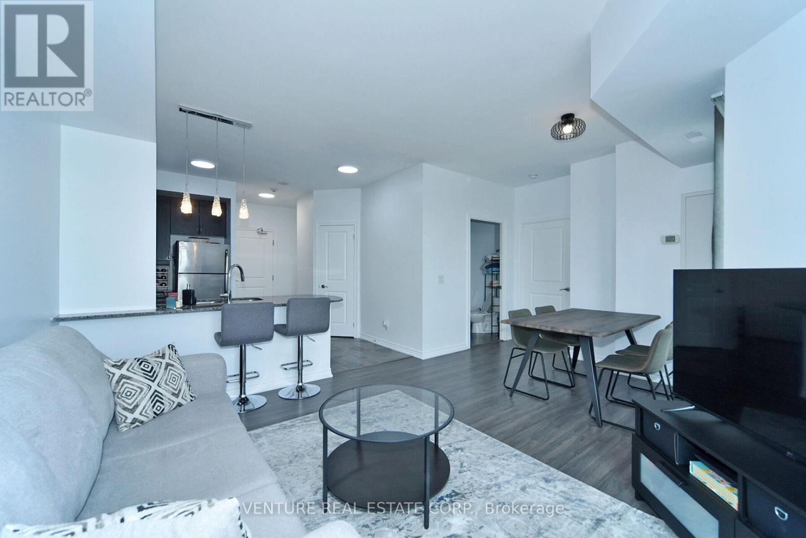 Photo 24 of 707 7730 Kipling Avenue, Vaughan ON