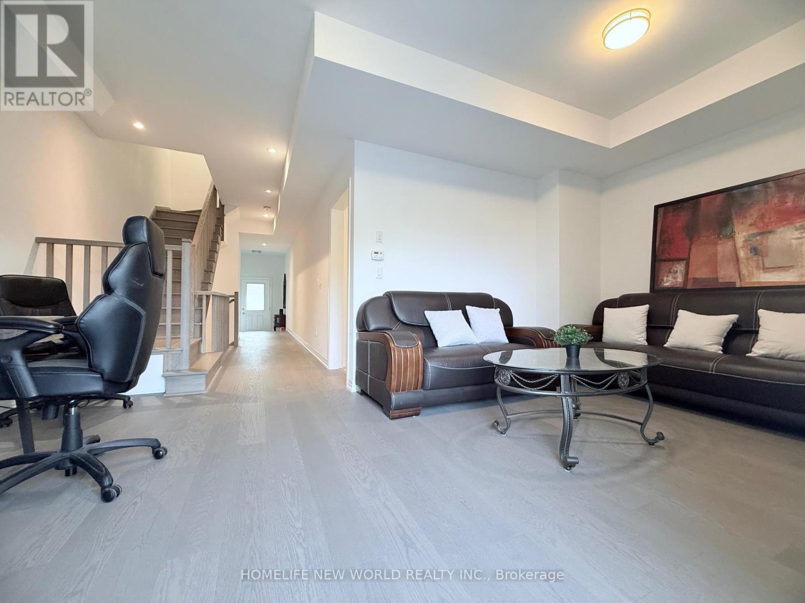 Photo 27 of 9100 Woodbine Avenue, Markham ON