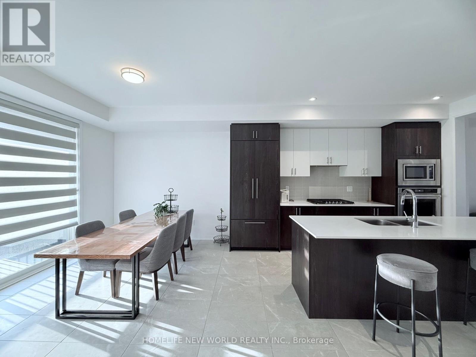 Photo 17 of 9100 Woodbine Avenue, Markham ON