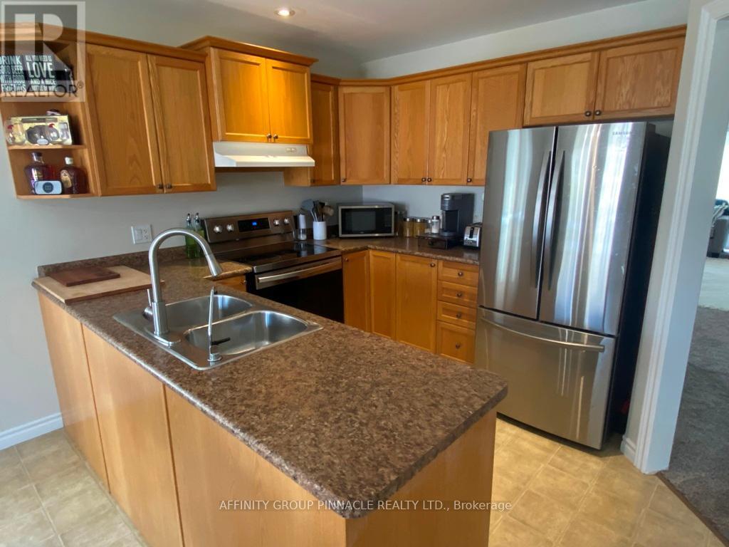 Photo 14 of 37 Springdale Drive, Kawartha Lakes ON