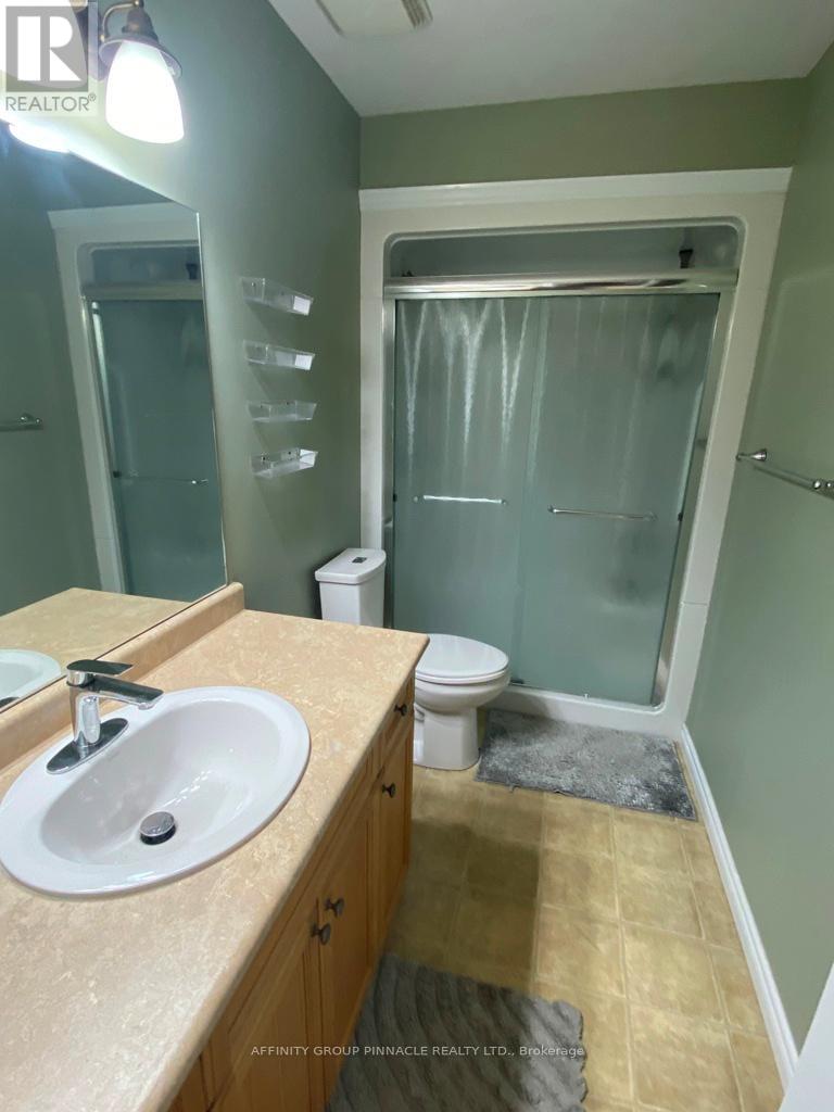 Photo 23 of 37 Springdale Drive, Kawartha Lakes ON
