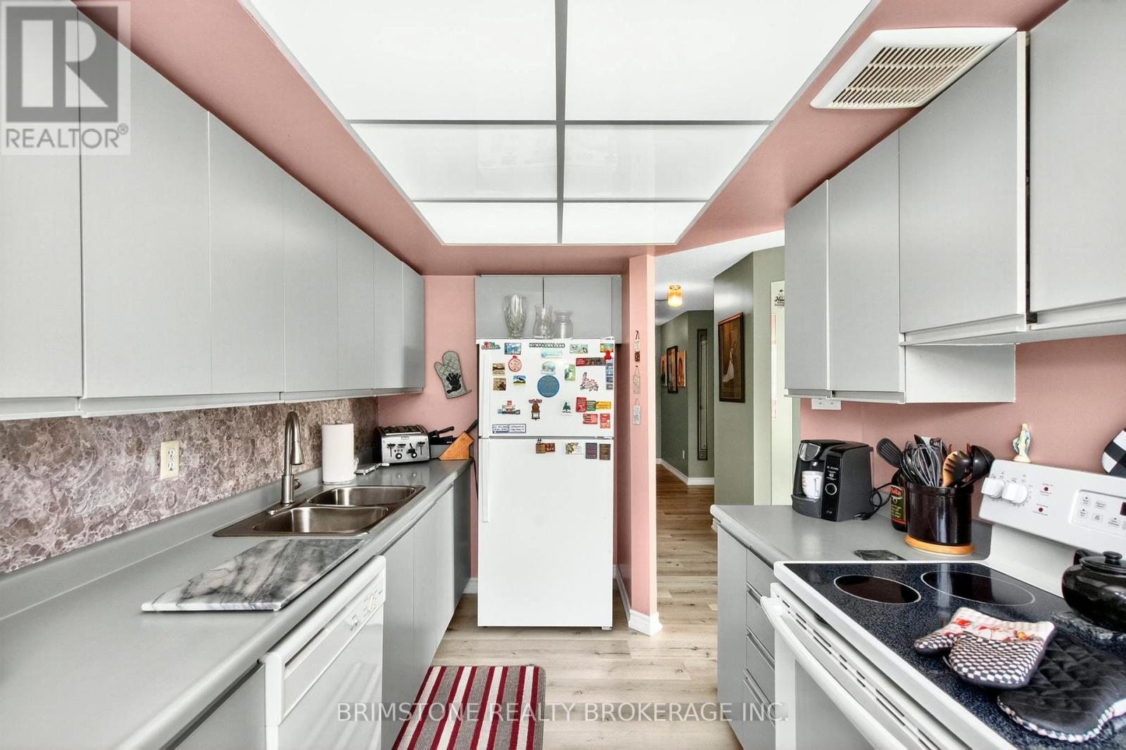 Photo 39 of 202 26 Hanover Road, Brampton ON