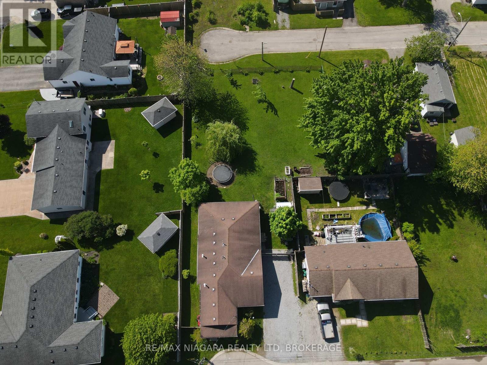 Photo 28 of 39 Longtent Avenue, Fort Erie ON