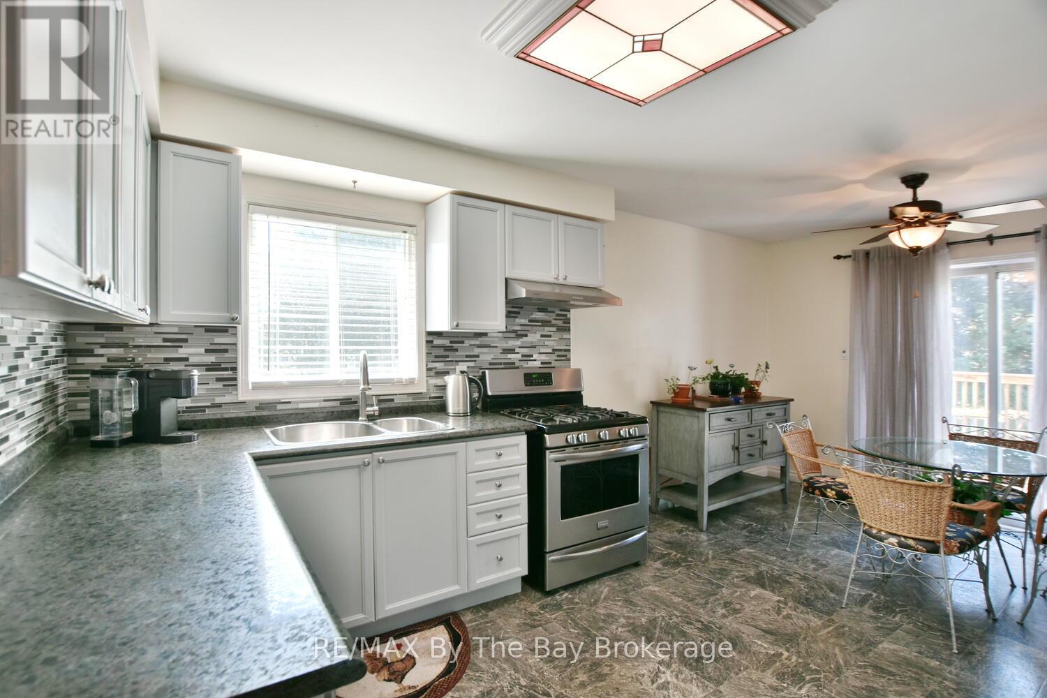 Photo 44 of 41 Evergreen Crescent, Wasaga Beach ON