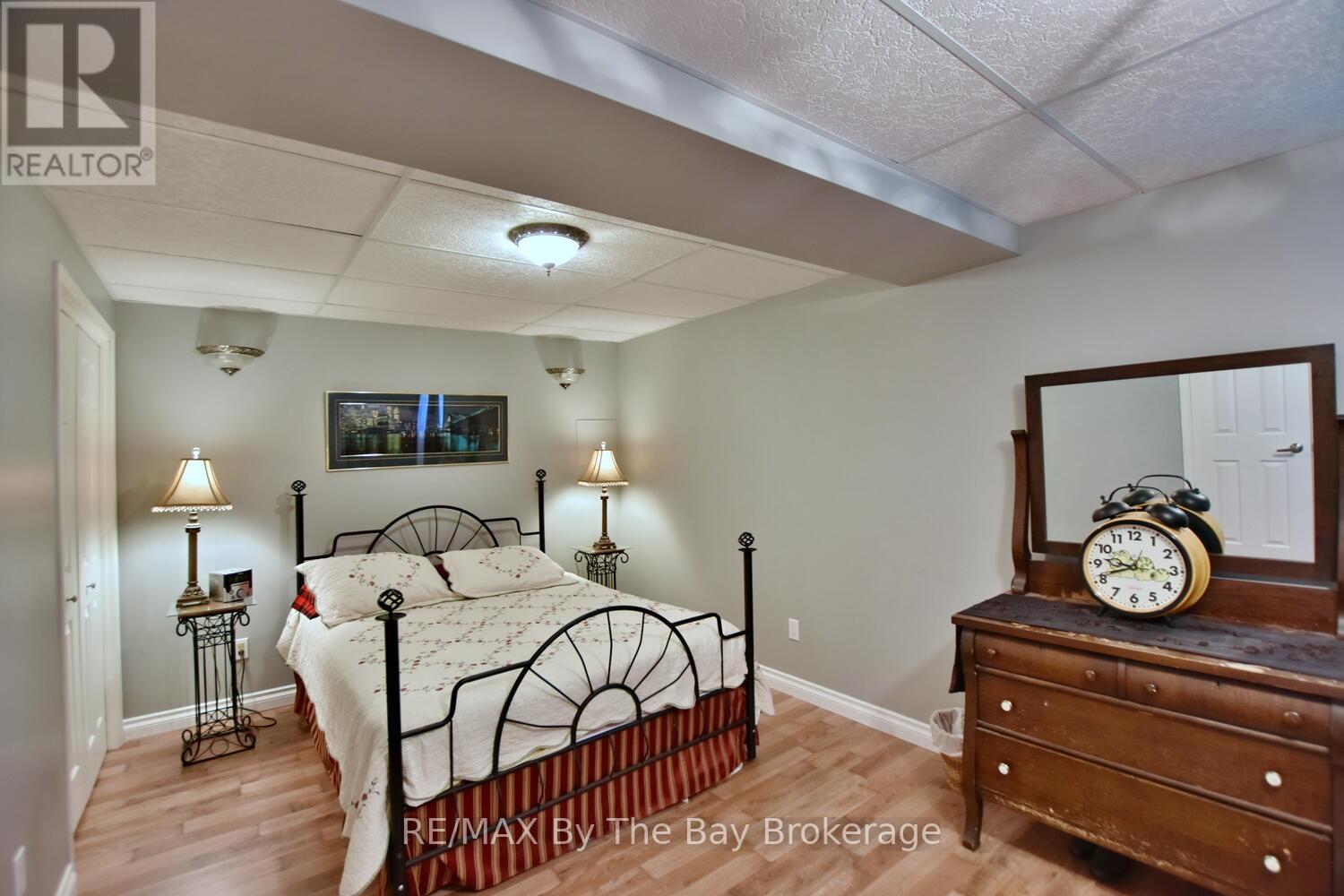 Photo 23 of 41 Evergreen Crescent, Wasaga Beach ON
