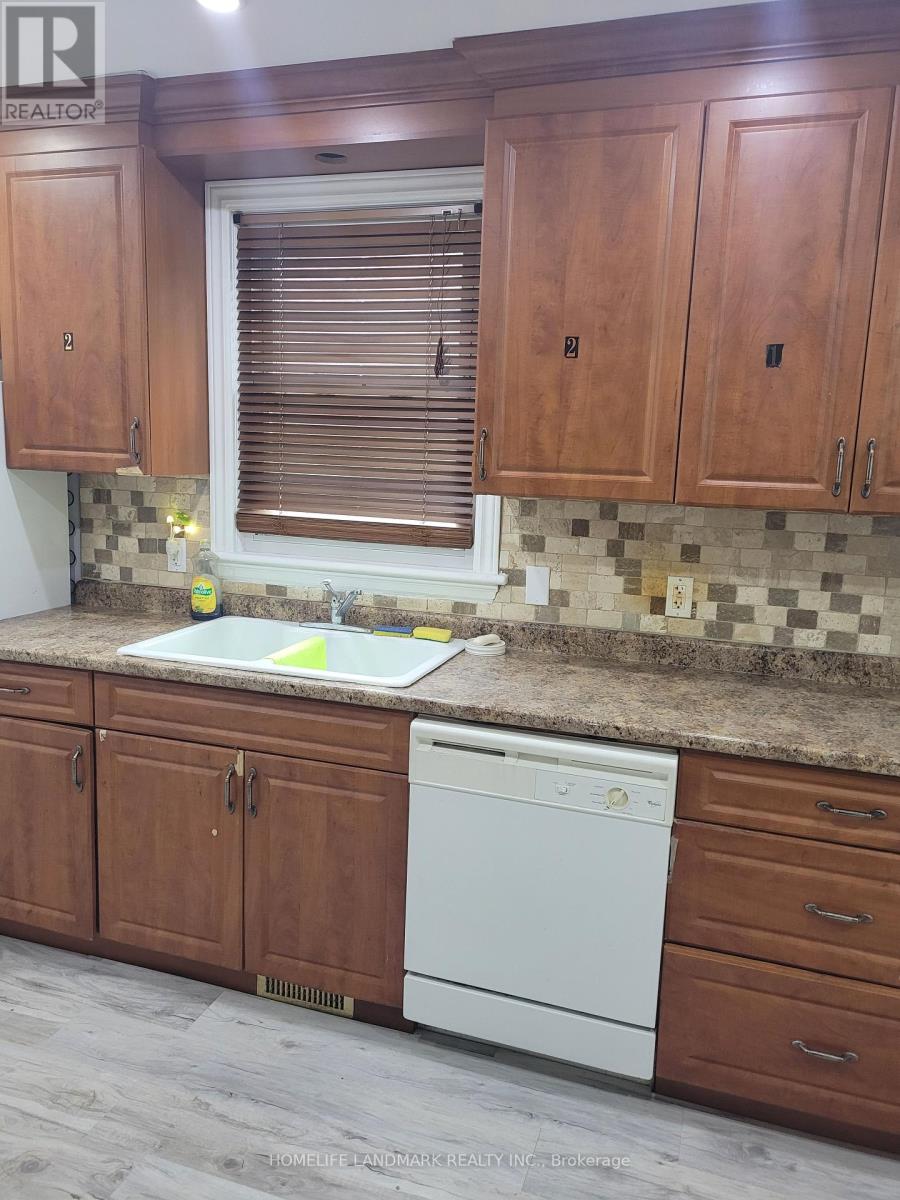 Photo 5 of 20 Ainslie Avenue, Hamilton ON