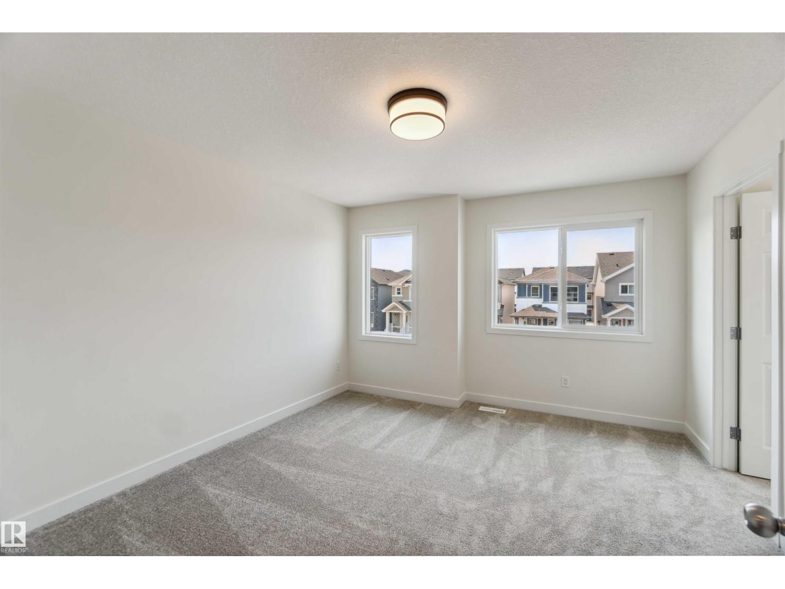 Photo 33 of 4672 177 Av Nw, Edmonton AB