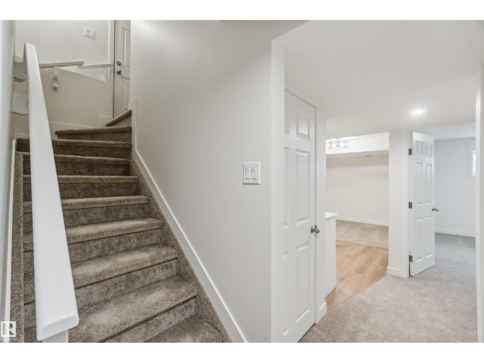 Photo 41 of 4672 177 Av Nw, Edmonton AB